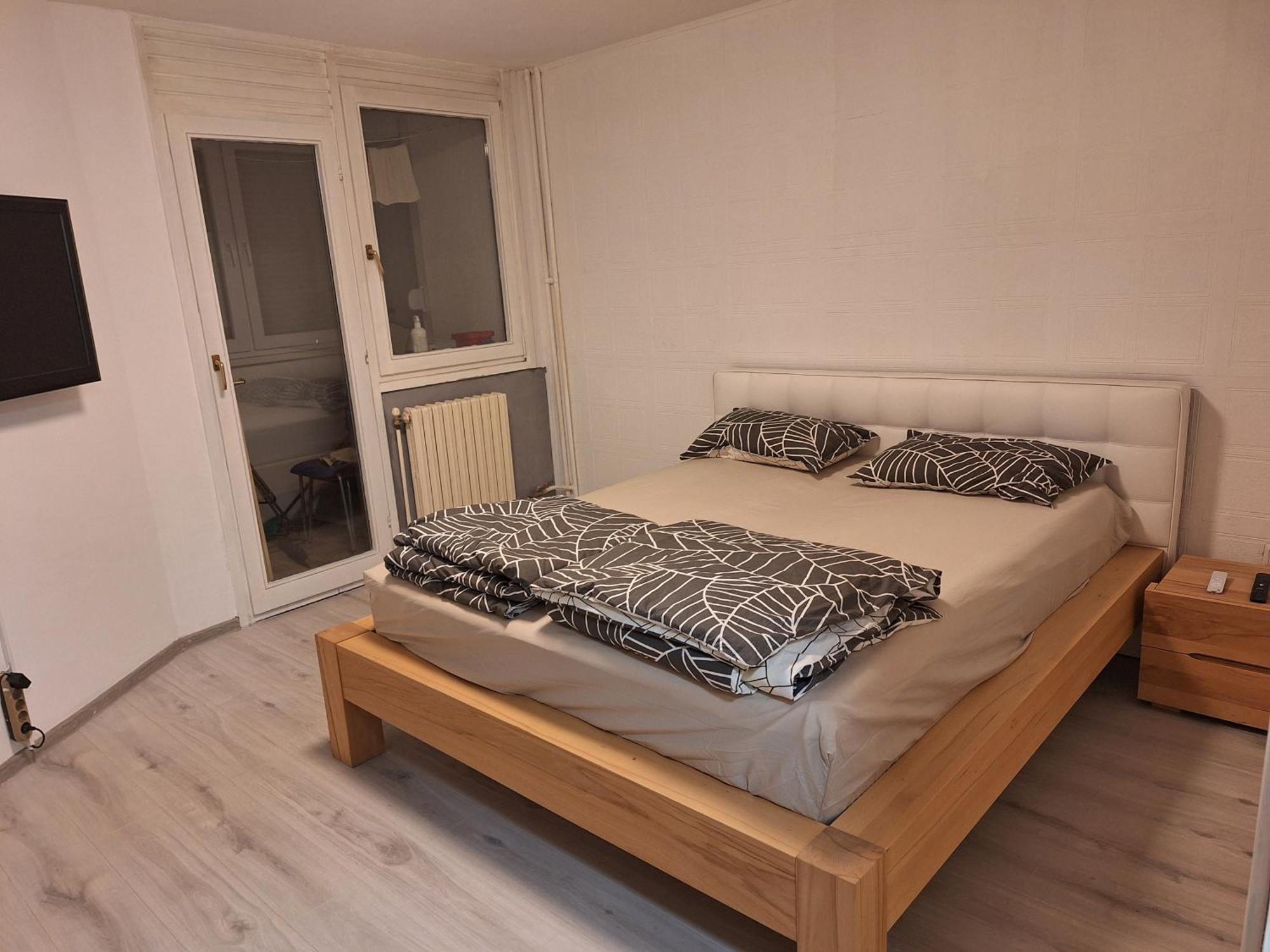 Tonci Apartment *